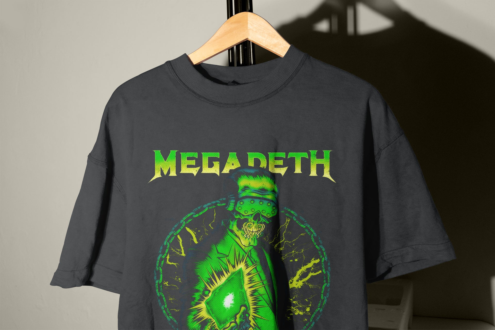 Megadeth Vic Rattlehead T-Shirt – Glowing Skeleton Suit T-Shirt